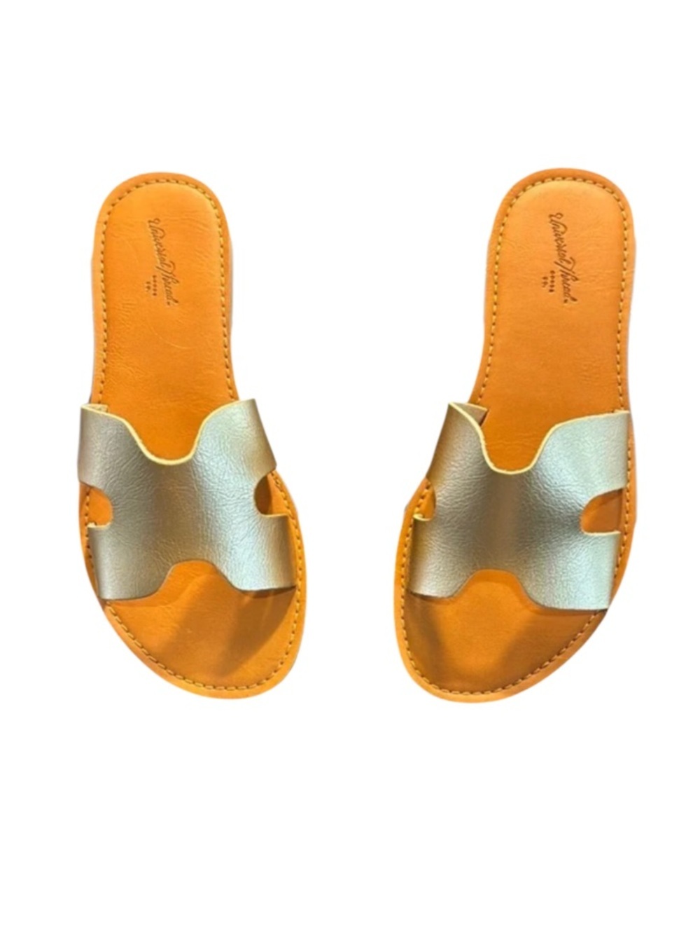Universal threads/METALLIC GOLD women’s flat sandals